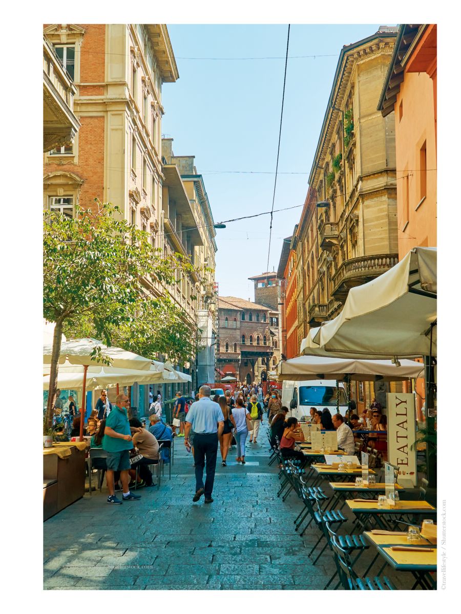 볼로냐, 붉은 길에서 인문학을 만나다